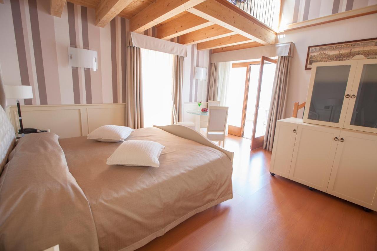 Belfiore Park Hotel 4Stars Superior "Adults Only" 布雷佐内加尔达 客房 照片